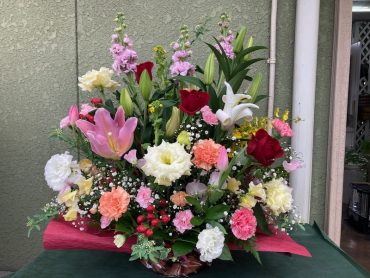 2026年1月〜2月の店休日&お祝いアレンジメント